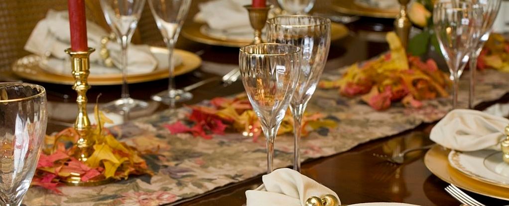 thanksgiving table